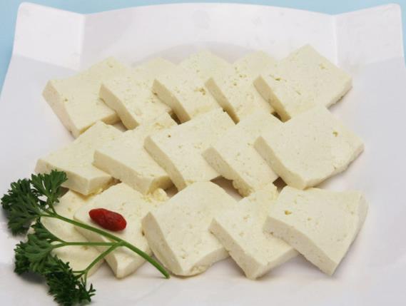 豆腐粘了洗洗還能吃嗎 存在健康風險不建議吃